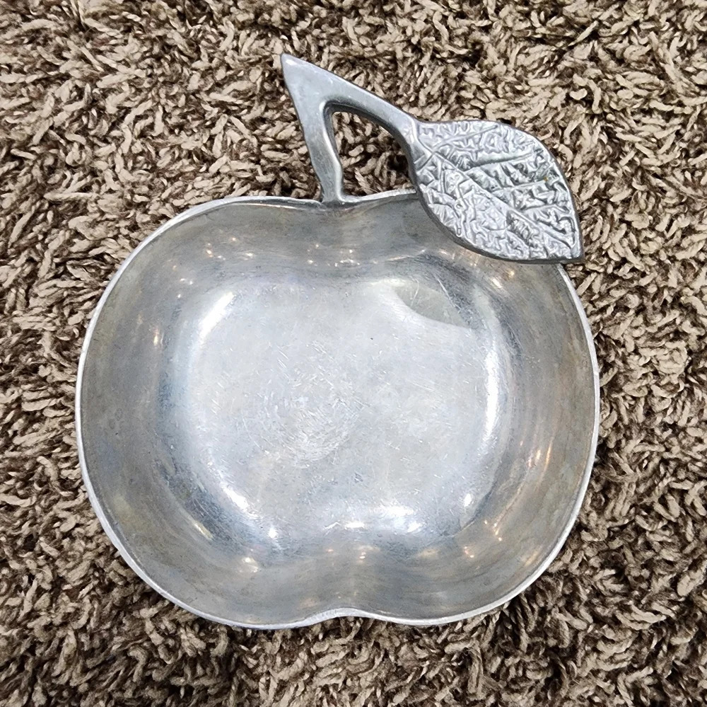 Pier 1 Imports Apple & Leaf Shaped Metal Candy Trinket Dishes India